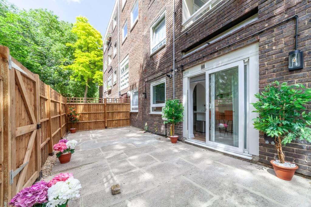 Lux 3-bed With Patio In Londres