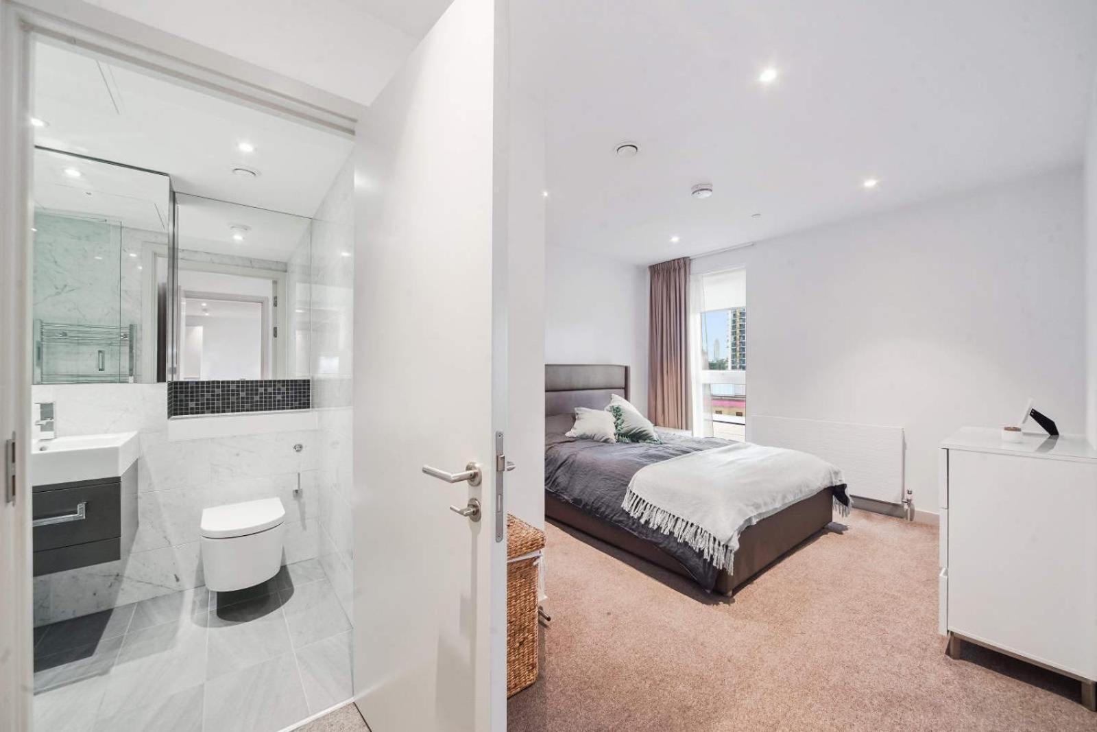 Luxury Modern Flat In Apartment London
