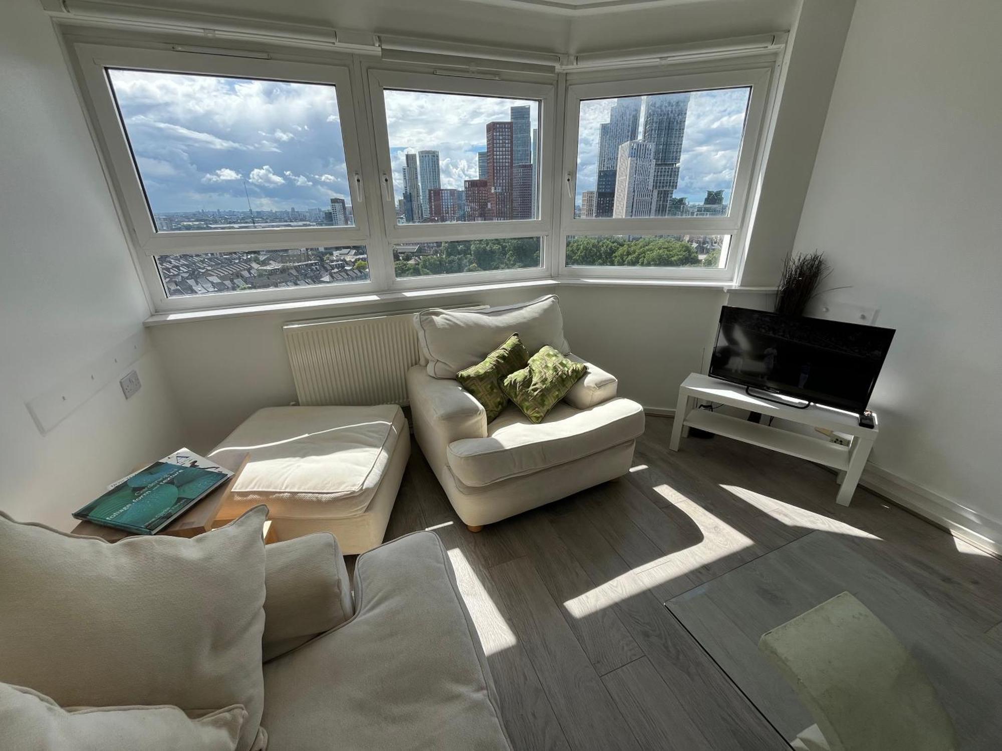 Flat With Stunning View, Zone 1 *