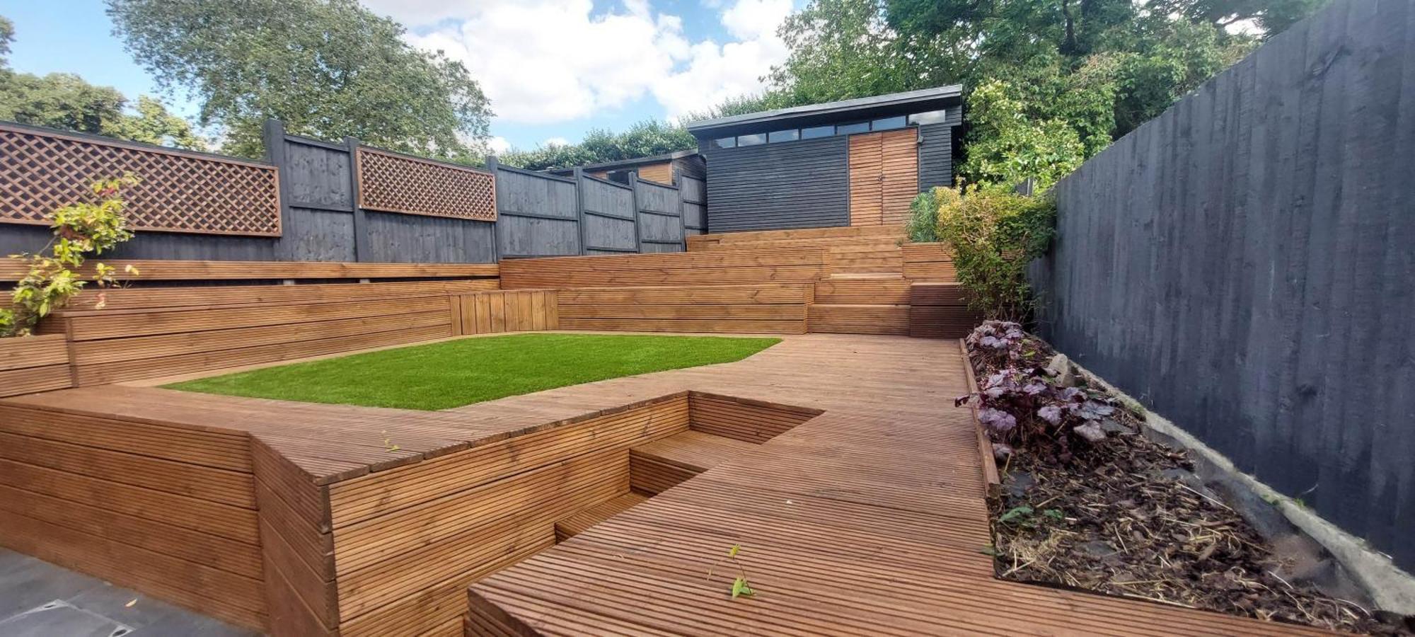 Hanwell 2 Bedroom Maisonette By 360stays *