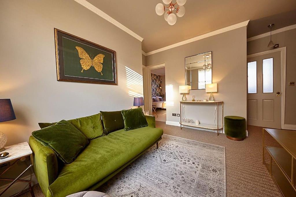 Lovely 2 Bed In Shoreditch On Quiet Side Street Appartement Londen