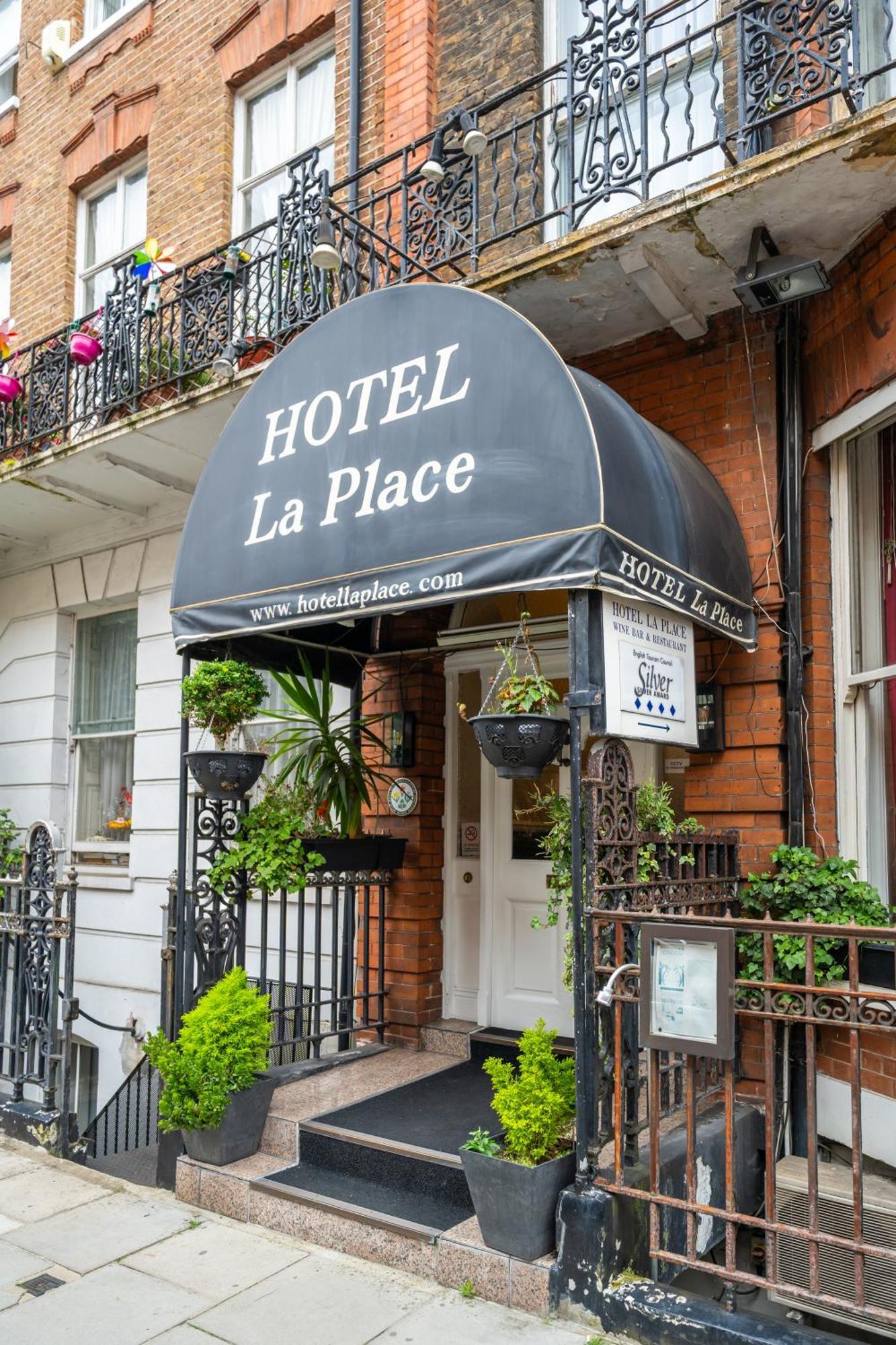 Hotell La Place 4*