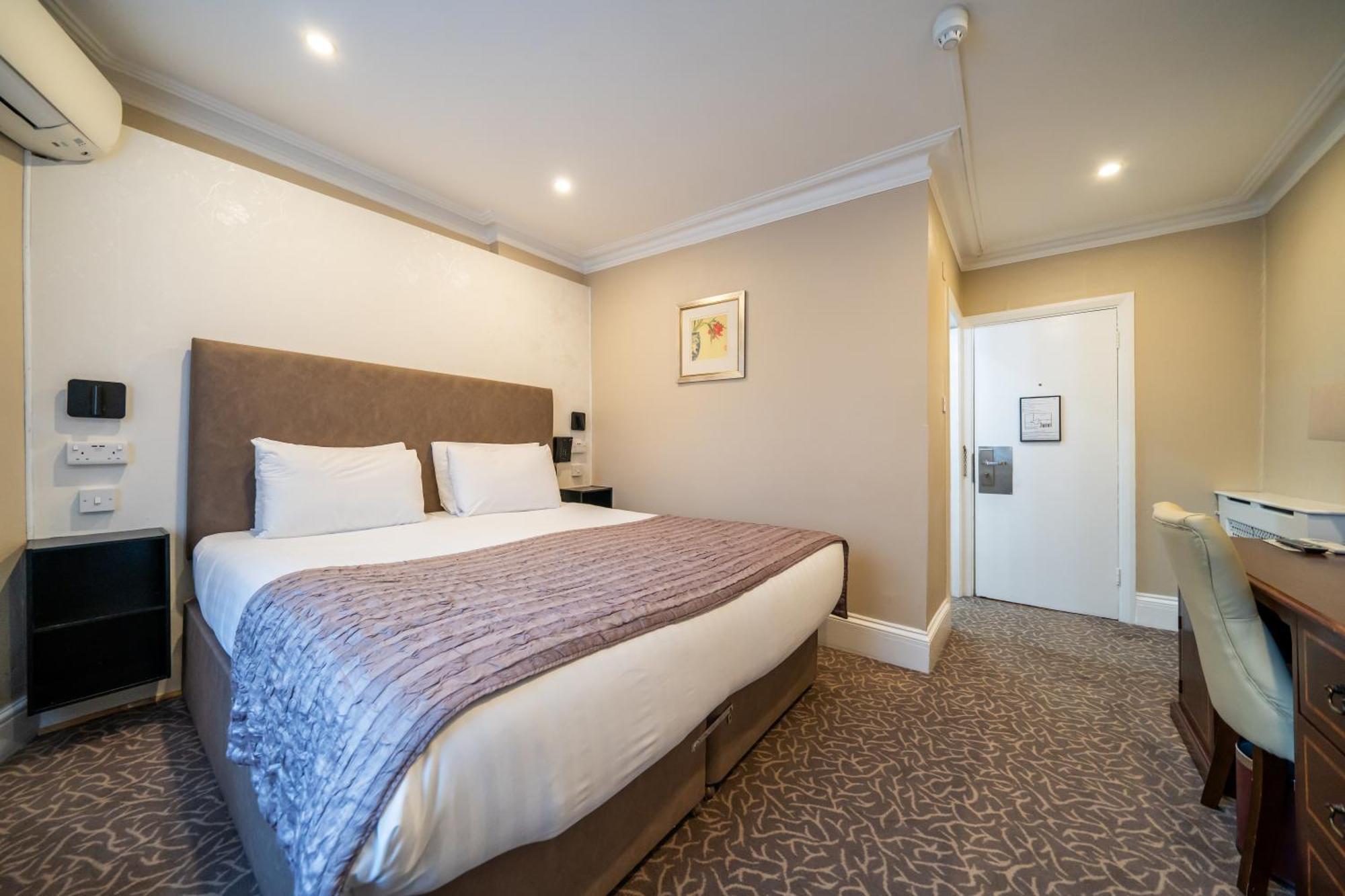 La Place Hotell 4*