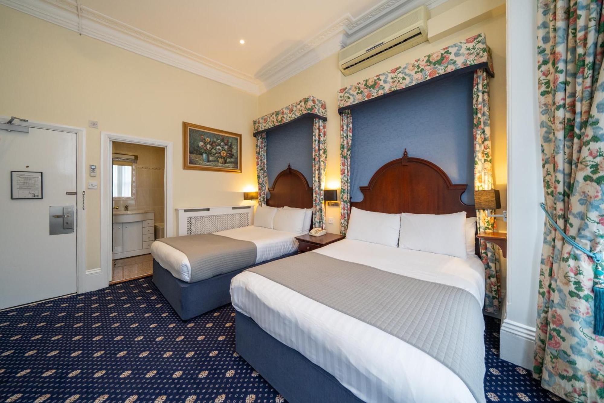 La Place Hotell 4*