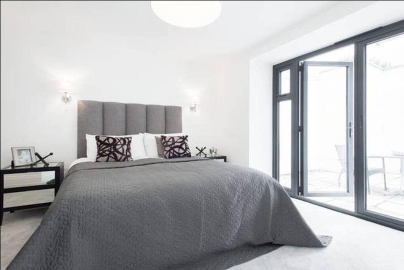 Vakantiehuis Large Three Bed Duplex Camden Londen