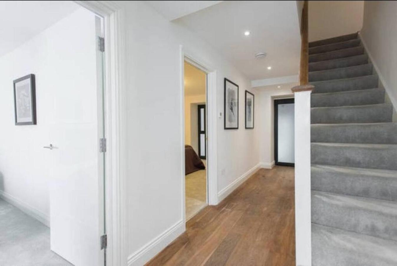 Vakantiehuis Large Three Bed Duplex Camden Londen