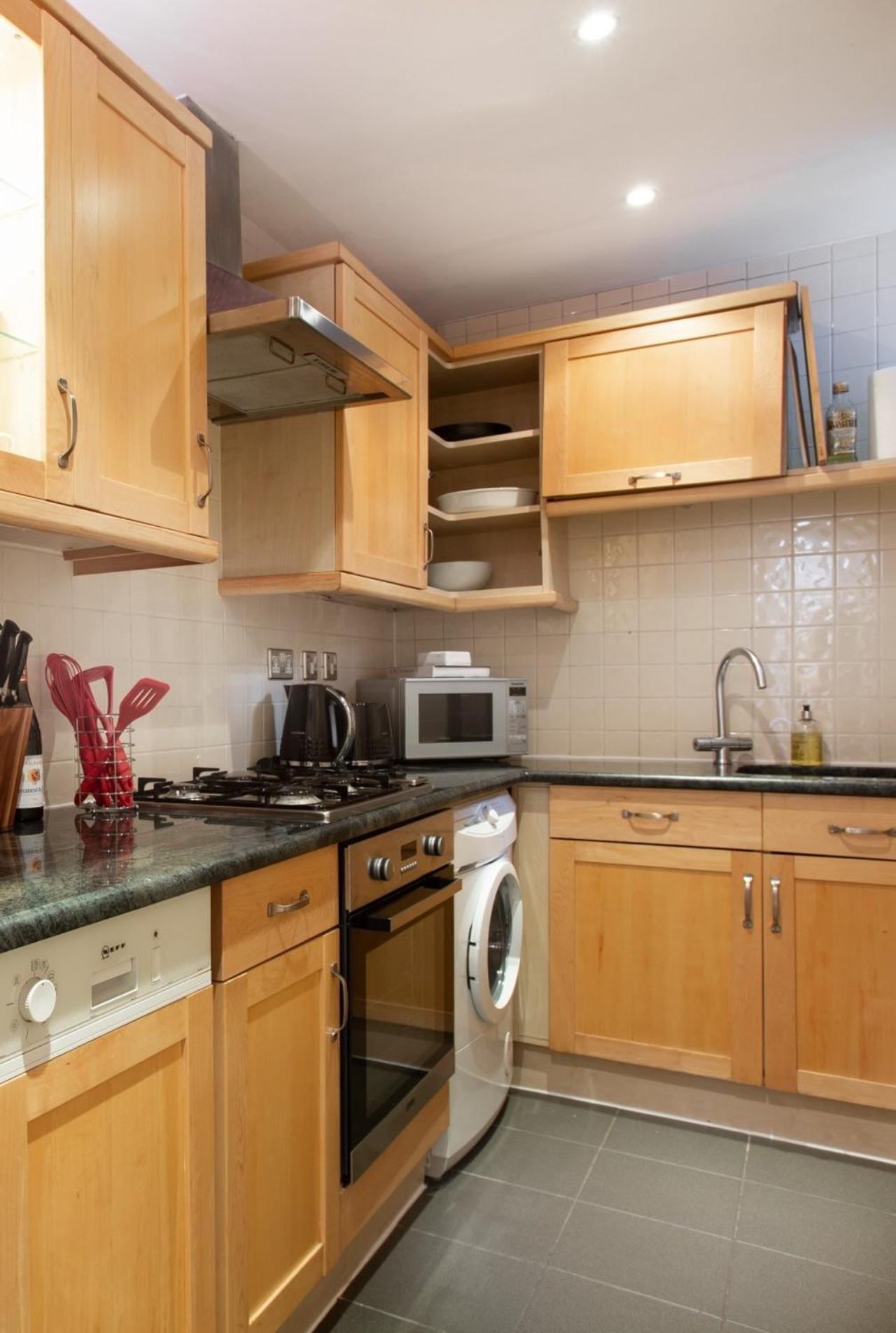 Spacious 1 Bed Sloane Square London