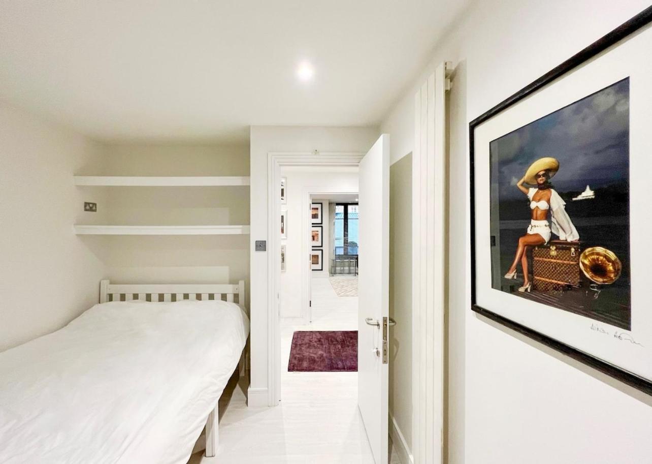 Holiday home Modern 2 Bedroom In Soho *