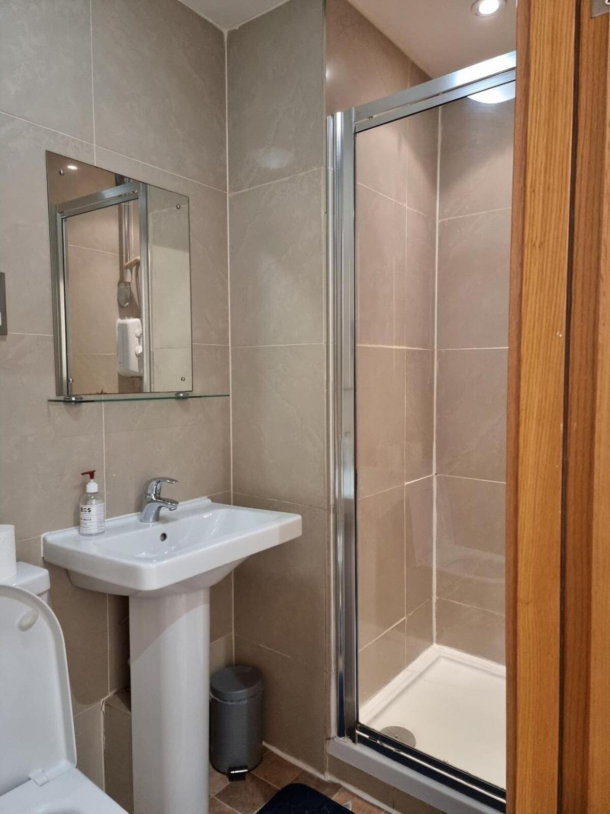 Leilighet F302-3rd Floor For 2 Near Hyde Park London