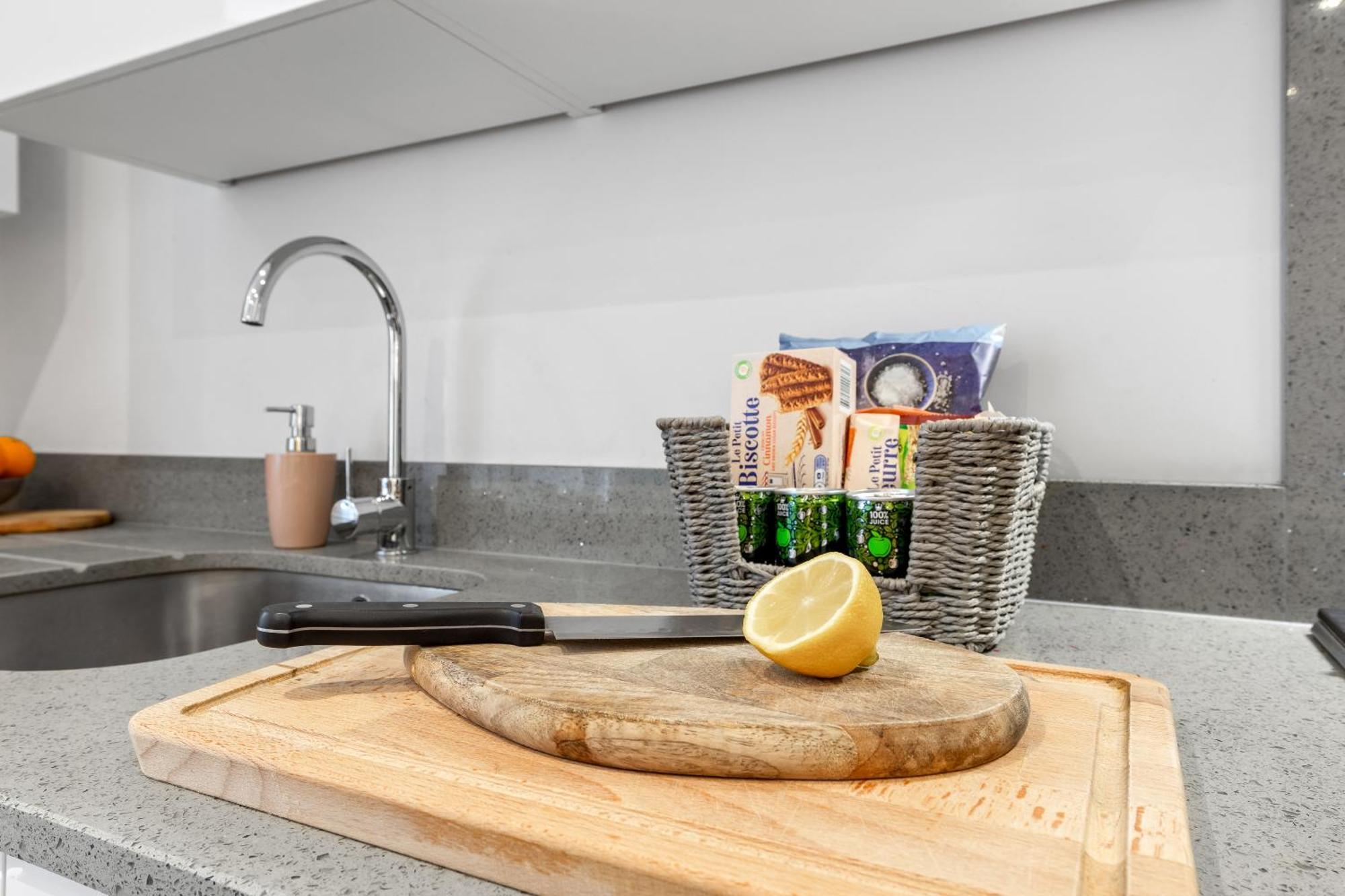 Apartamento Modern Basement Stoke Newington London, Close To Transport *