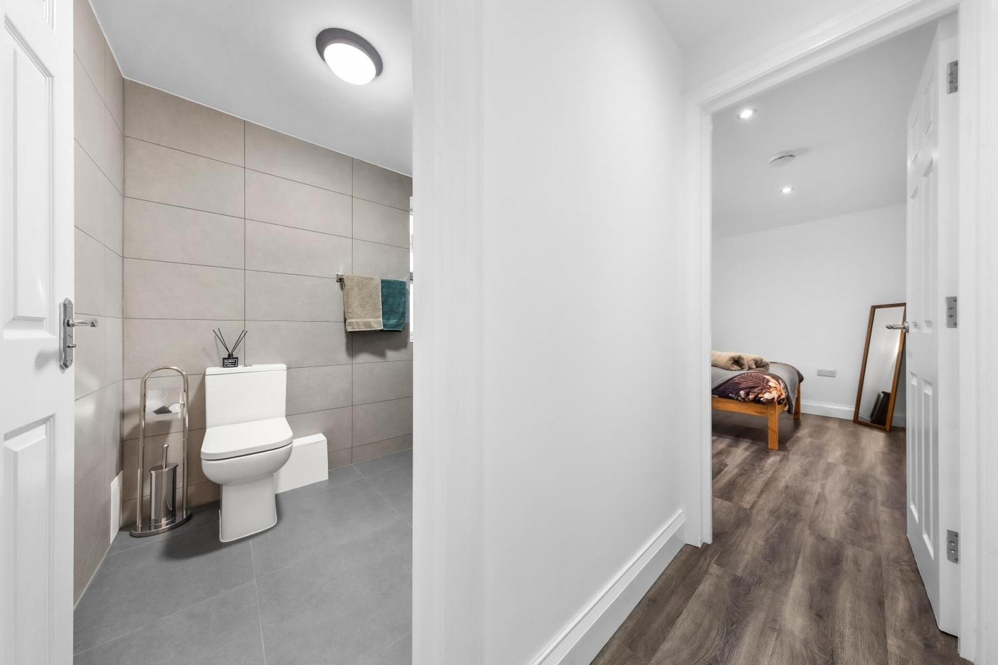Modern Basement Stoke Newington London, Close To Transport Londres