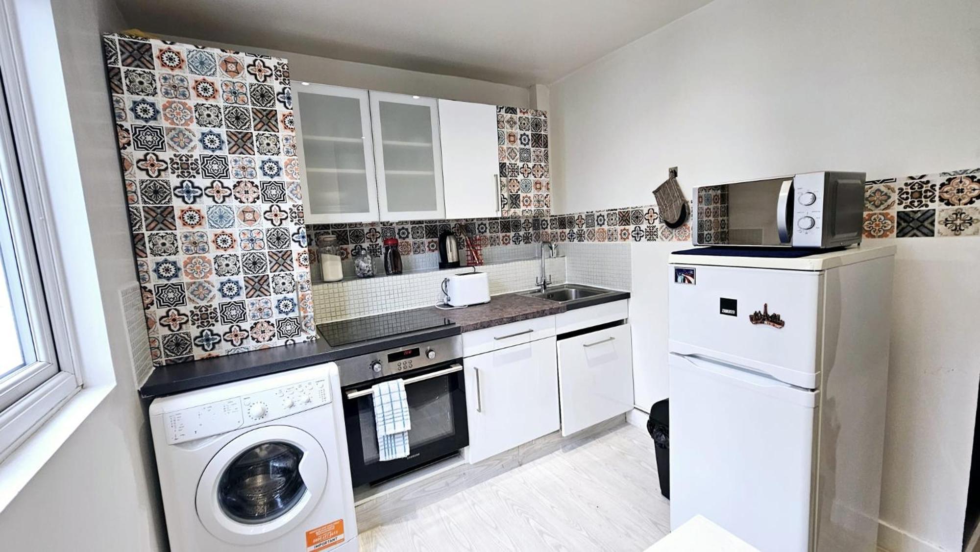 Stylish 2 Bed Near Notting Hill Apartamento *