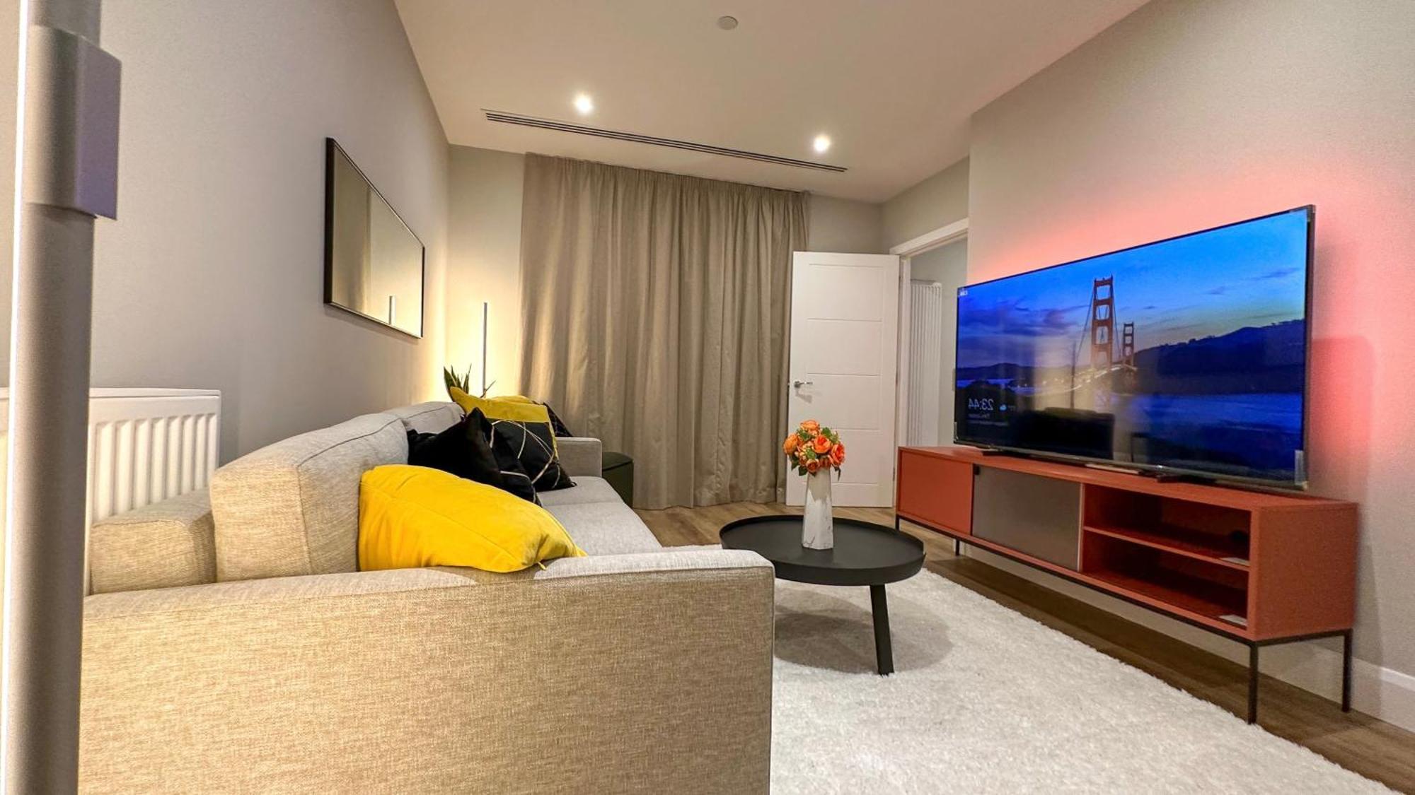 Duplex 3bed 3bath Modern Fast Wifi - Luxurylondonstays * London