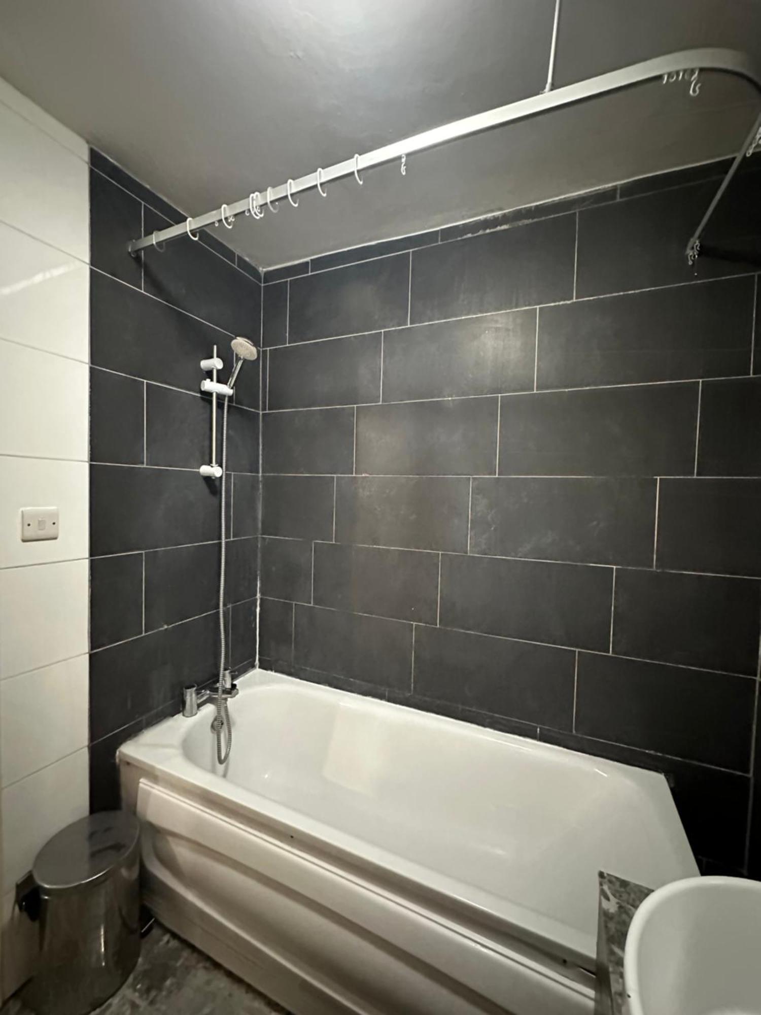 Luxury In Central London!6 Bedroom With 2 Bath & Separate Wc! Privatunterkunft *