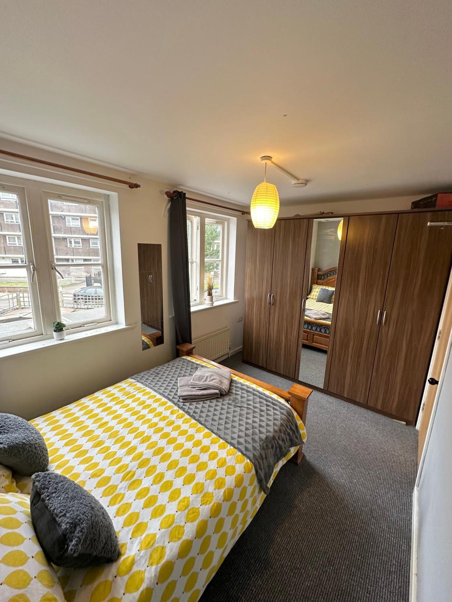 Luxury In Central London!6 Bedroom With 2 Bath & Separate Wc! Privatunterkunft *