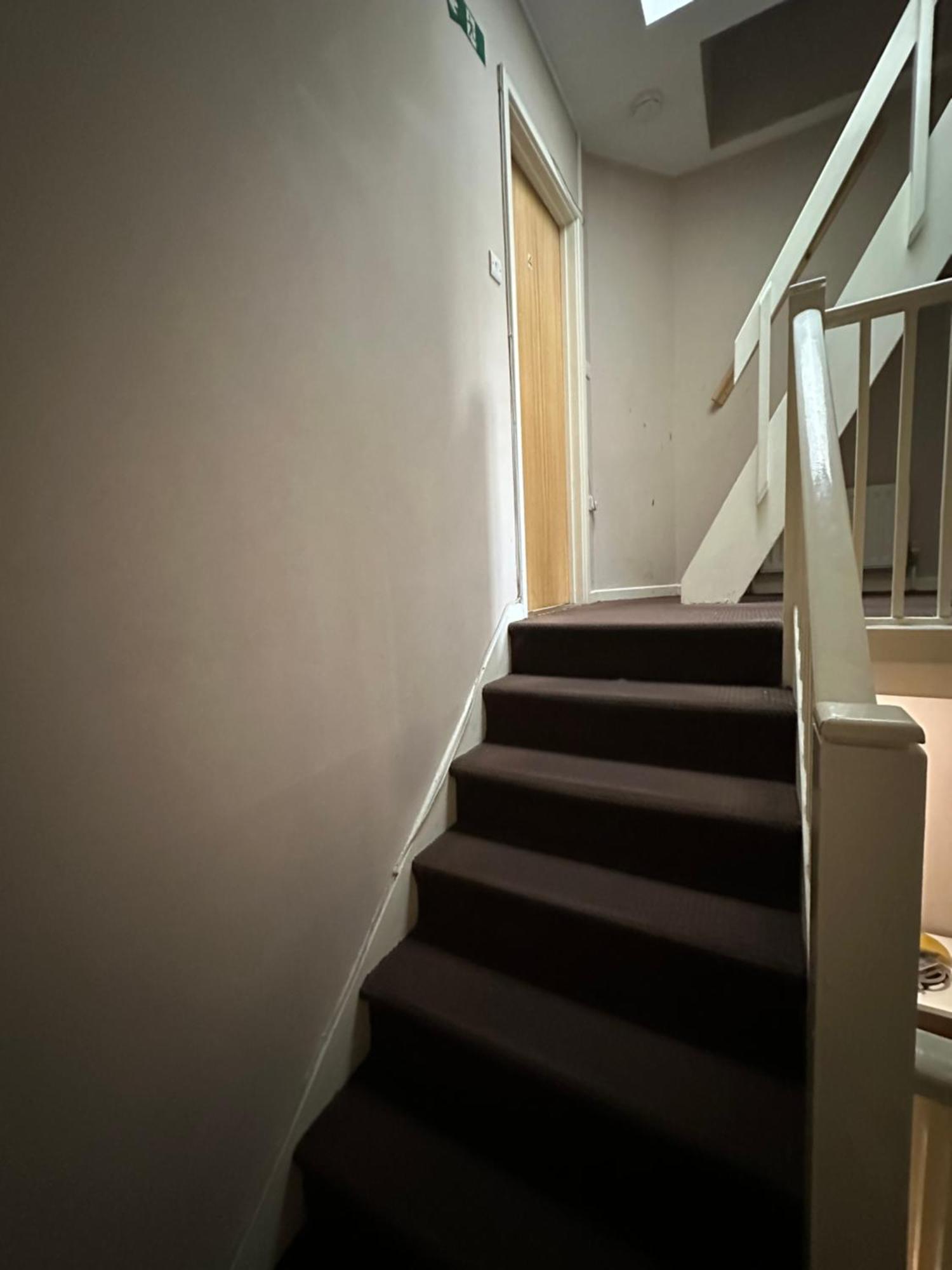 Luxury In Central London!6 Bedroom With 2 Bath & Separate Wc! Privatunterkunft *
