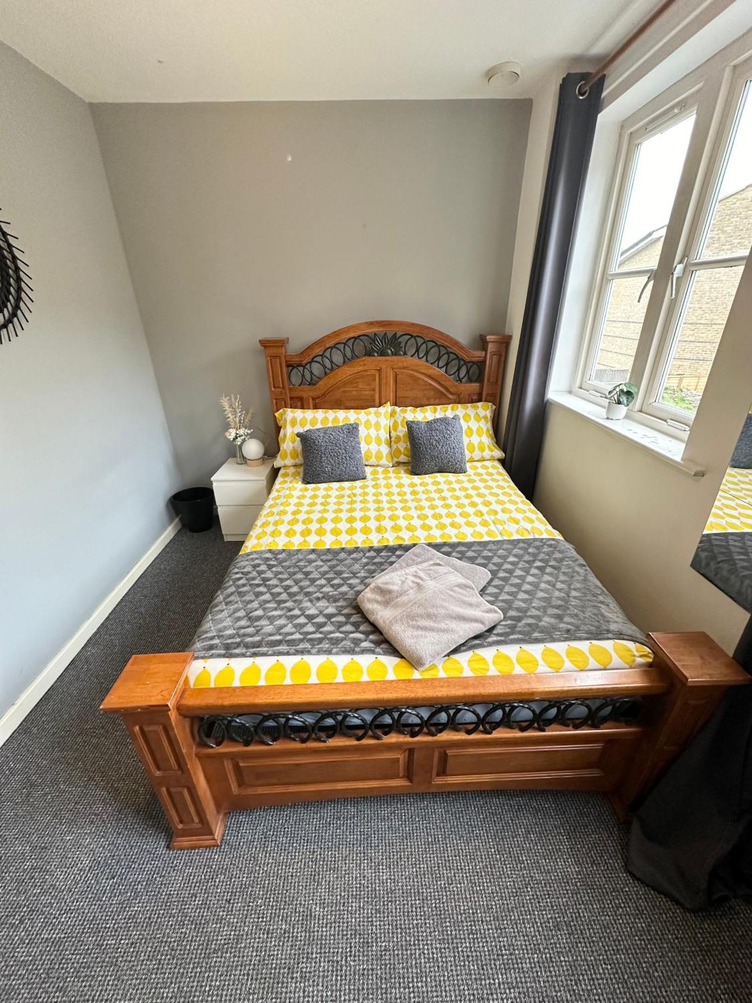 Privatunterkunft Luxury In Central London!6 Bedroom With 2 Bath & Separate Wc! *
