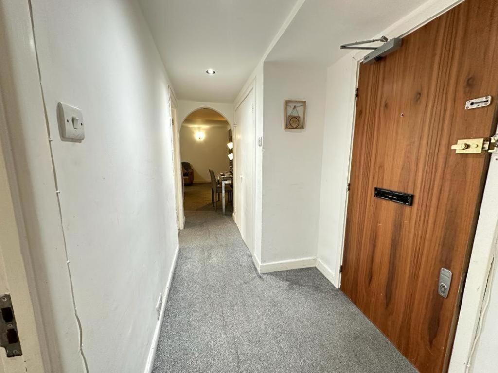 Apartment Two Bedroom Edgware Road London