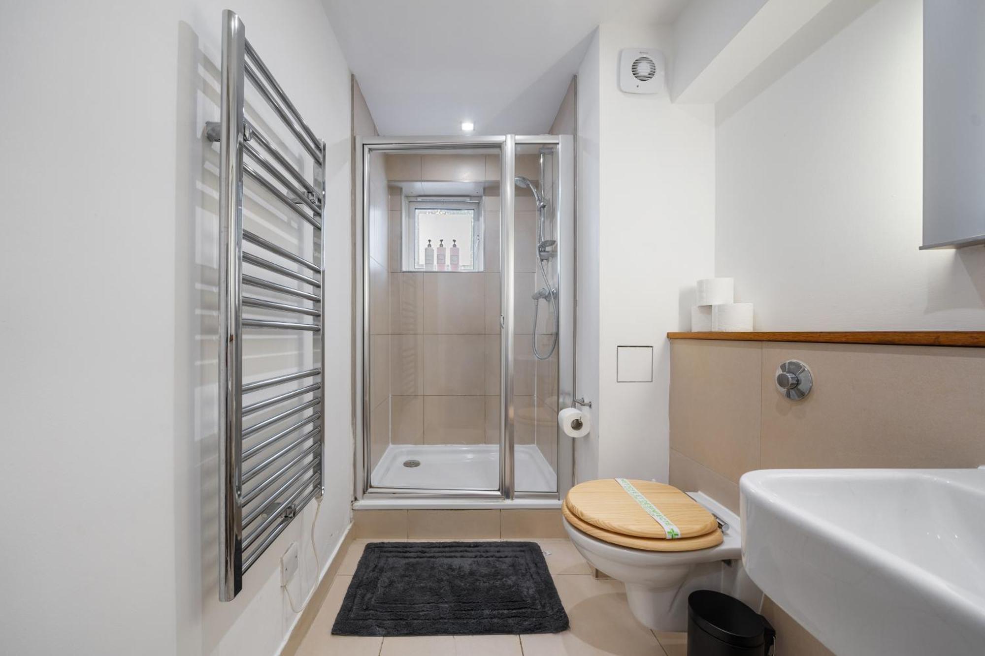 Portobello Dock - 1st Floor Canal View * London