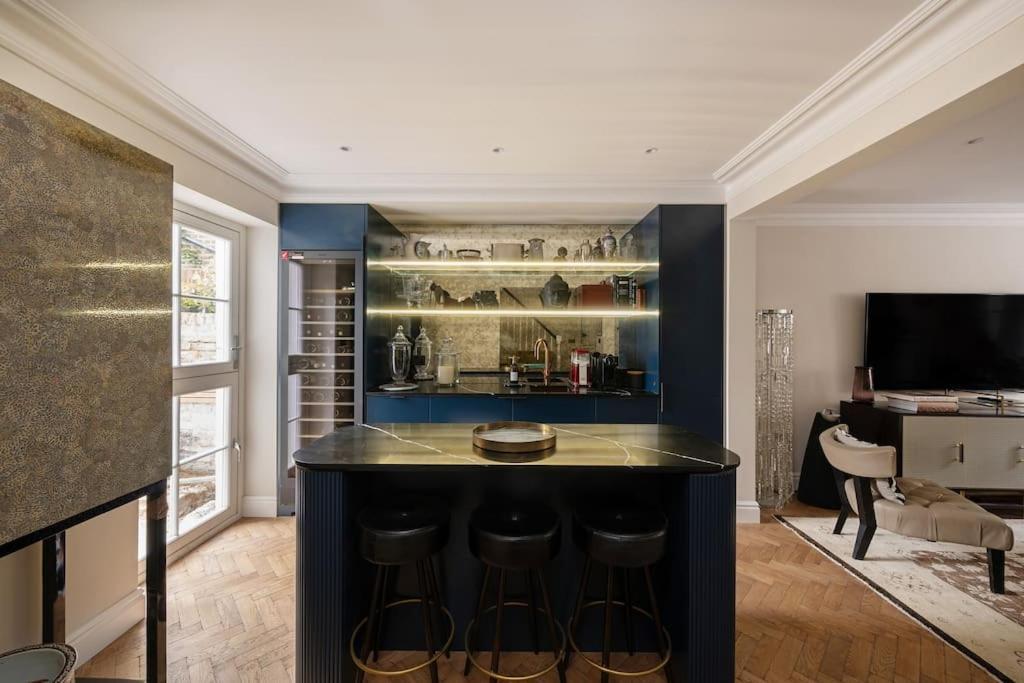 Holiday home Beautiful 4-bed House Next To Battersea Park *