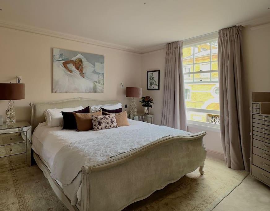 Holiday home Beautiful 4-bed House Next To Battersea Park London