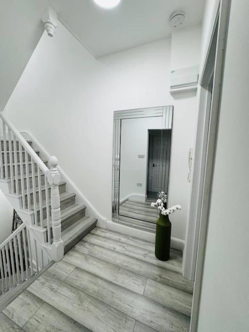 Stylish Two-story Retreat * Londen