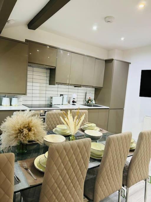 Stylish Two-story Retreat Appartement *