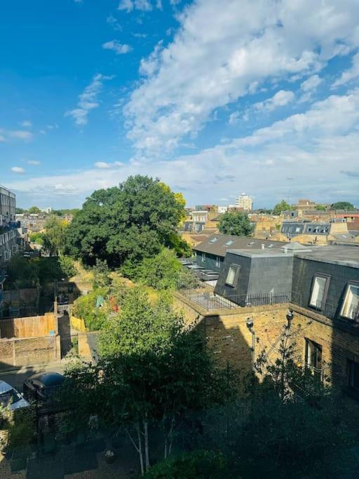 Appartement Stylish Two-story Retreat Londen