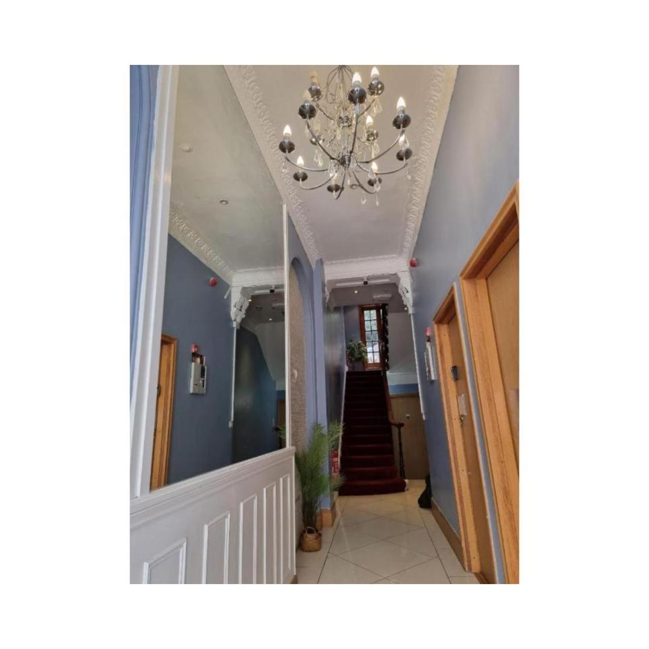 Apartment F201-affordable Near Hyde Park *