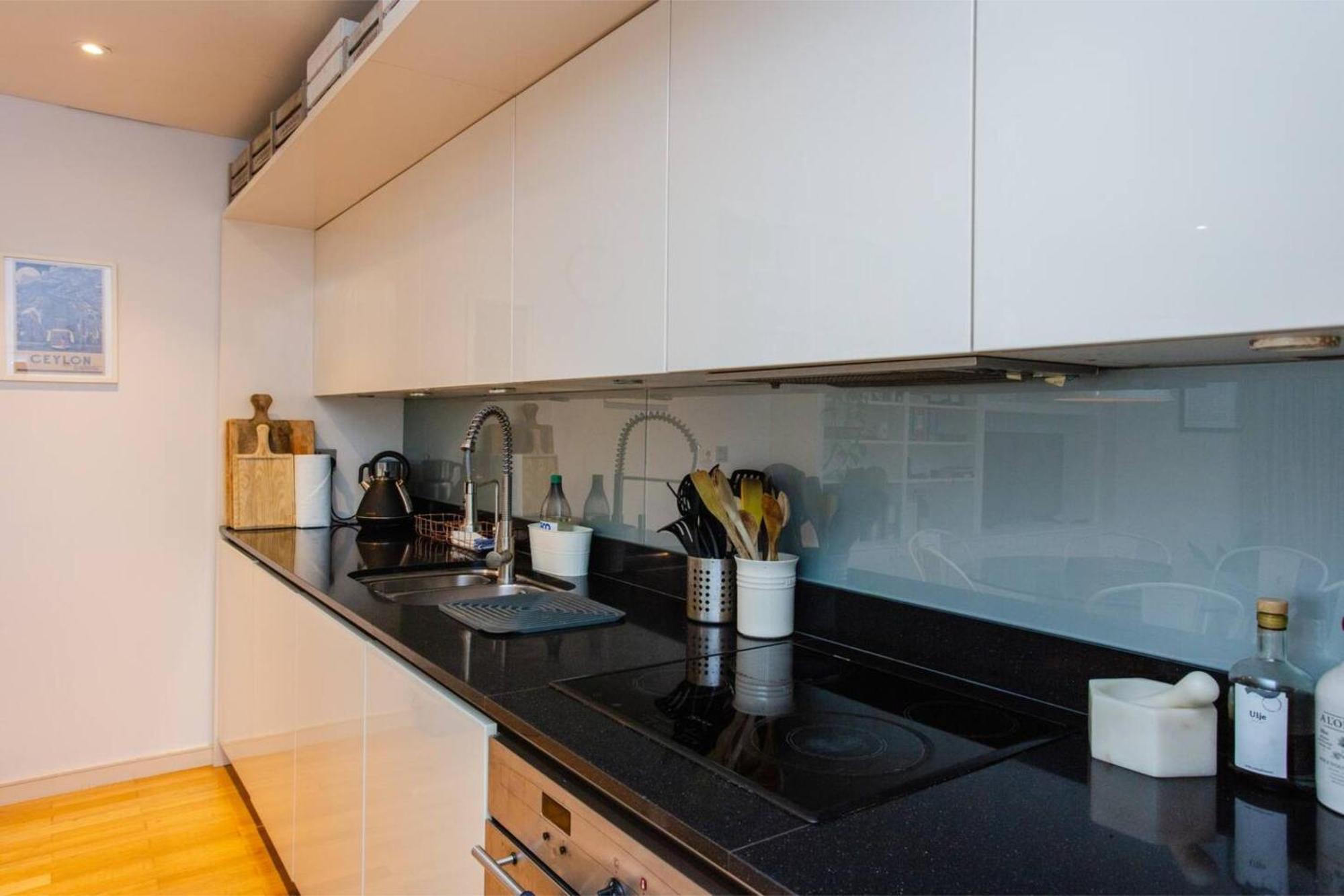 Modern 3 Bedroom In Paddington London