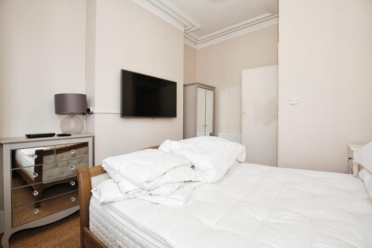 Cozy 2br Flat Sleeps 3 Londres