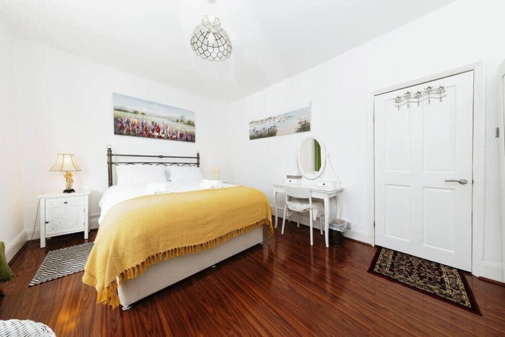 Vakantiehuis Your Chic 3br Comfort And Style In