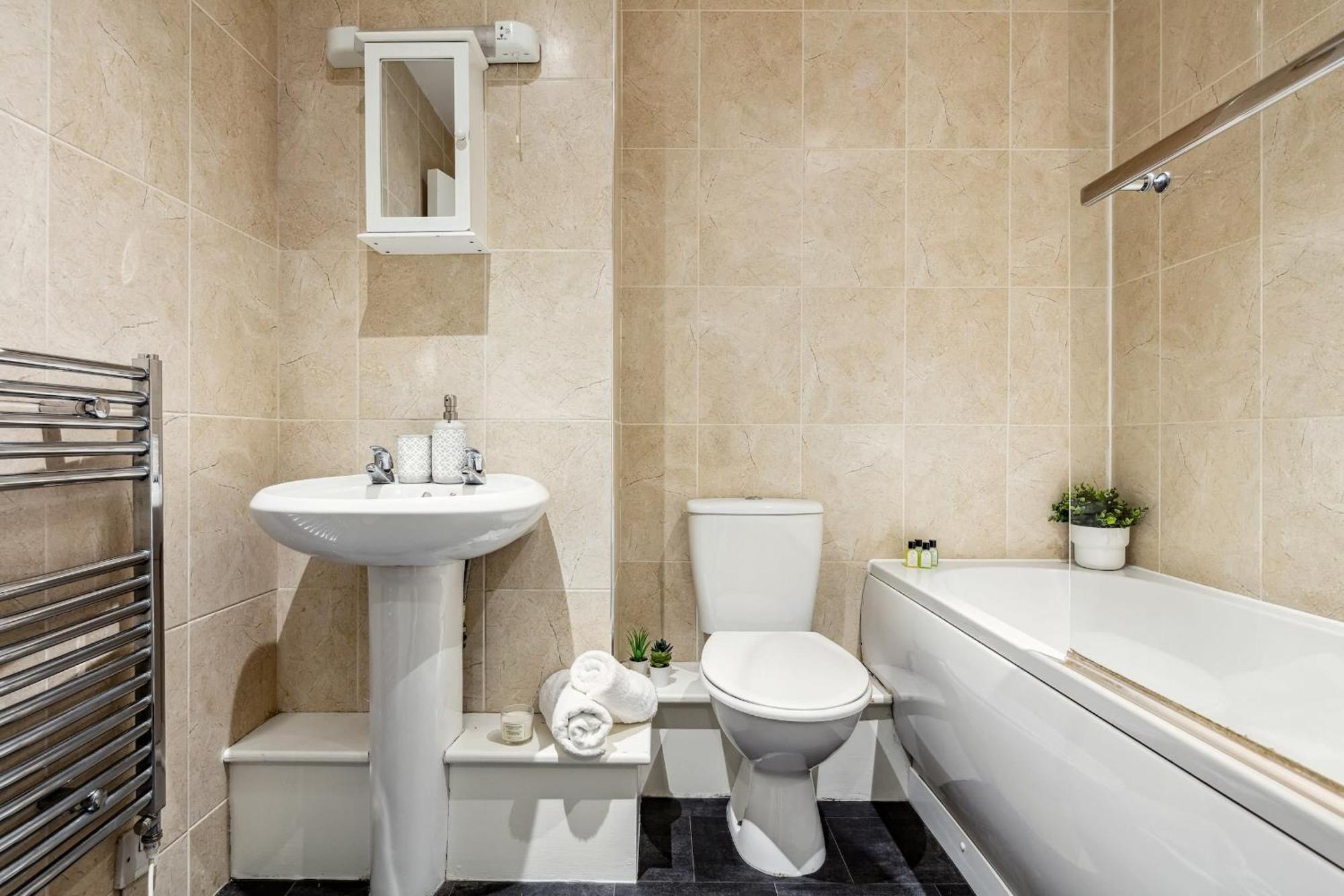Apartment Holborn & Central With Patio - Cityapartmentstay *