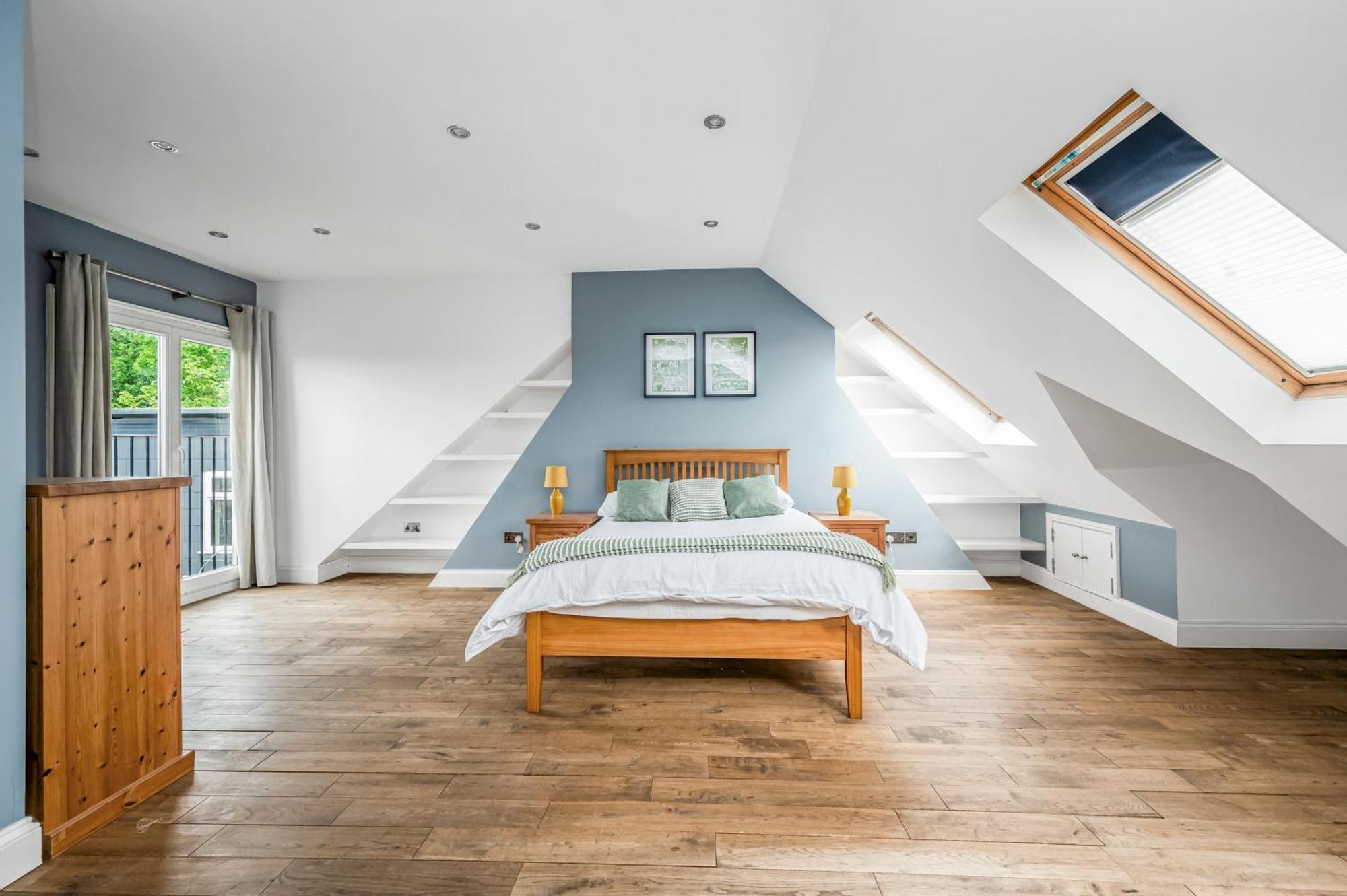 Pass The Keys Wonderful Six Bed Victorian In * London