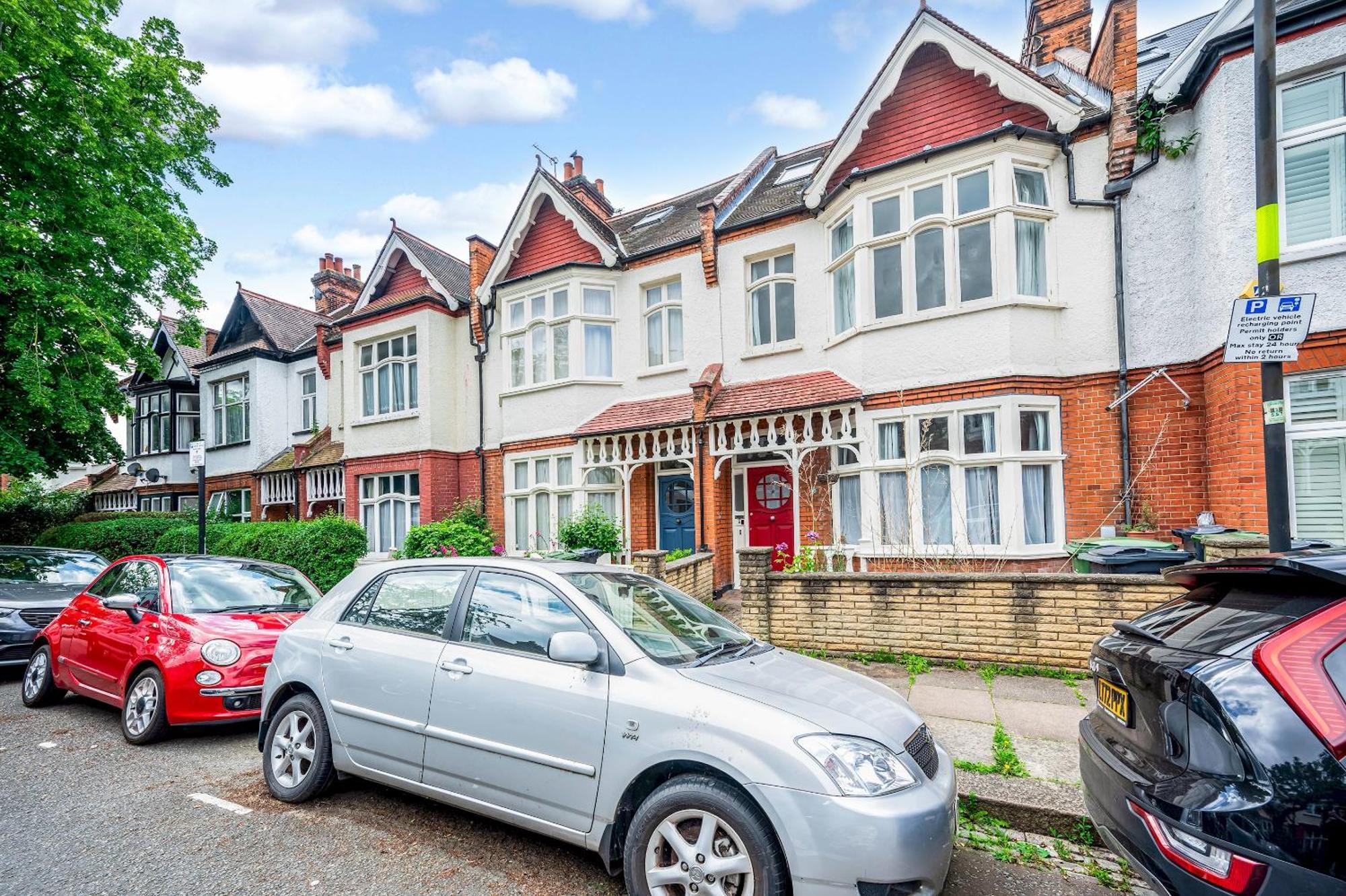 Holiday home Pass The Keys Wonderful Six Bed Victorian In