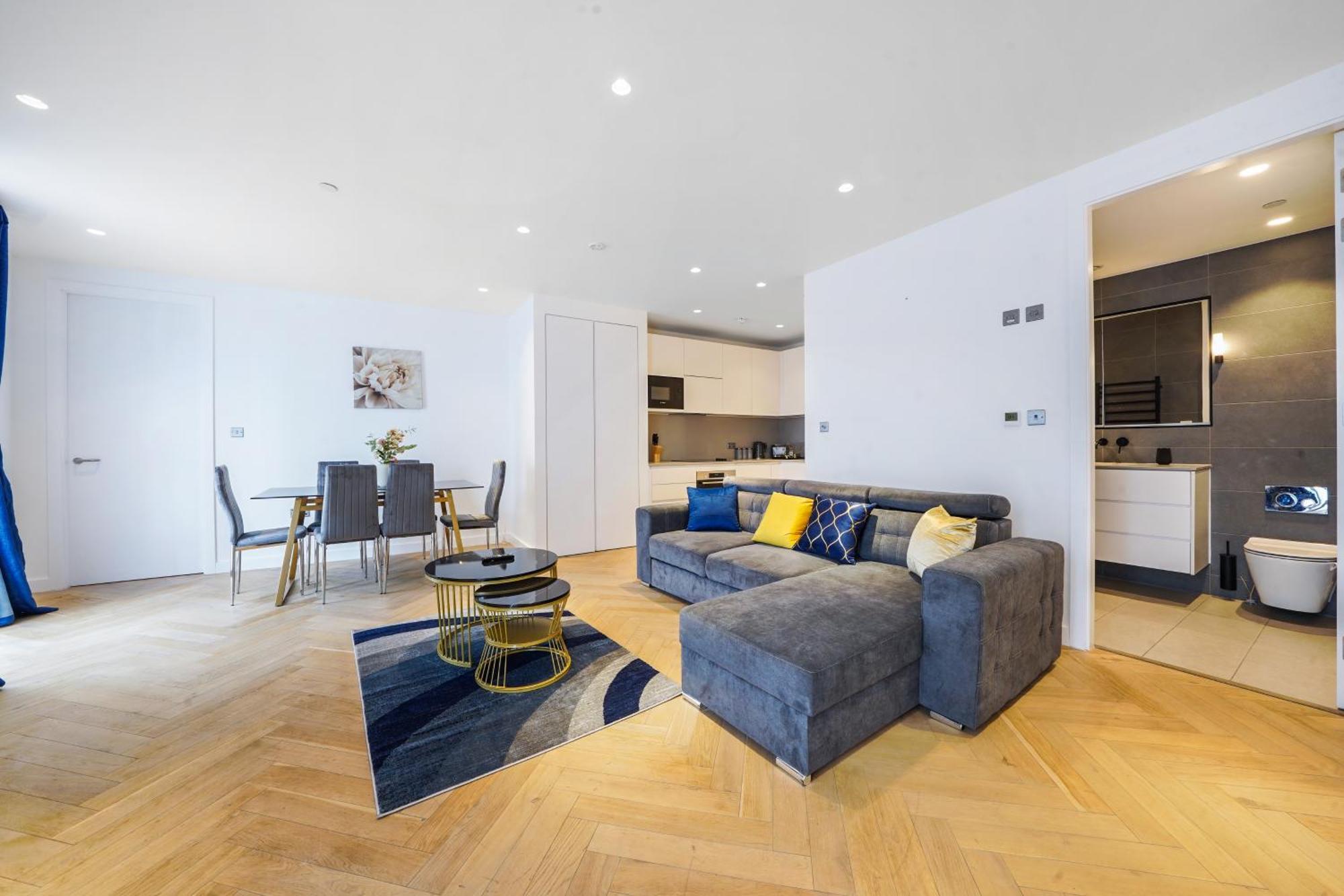 The Zurich Apartment, 6 Beds, 15mins To London, 10mins Wembley Stadium Apartment London