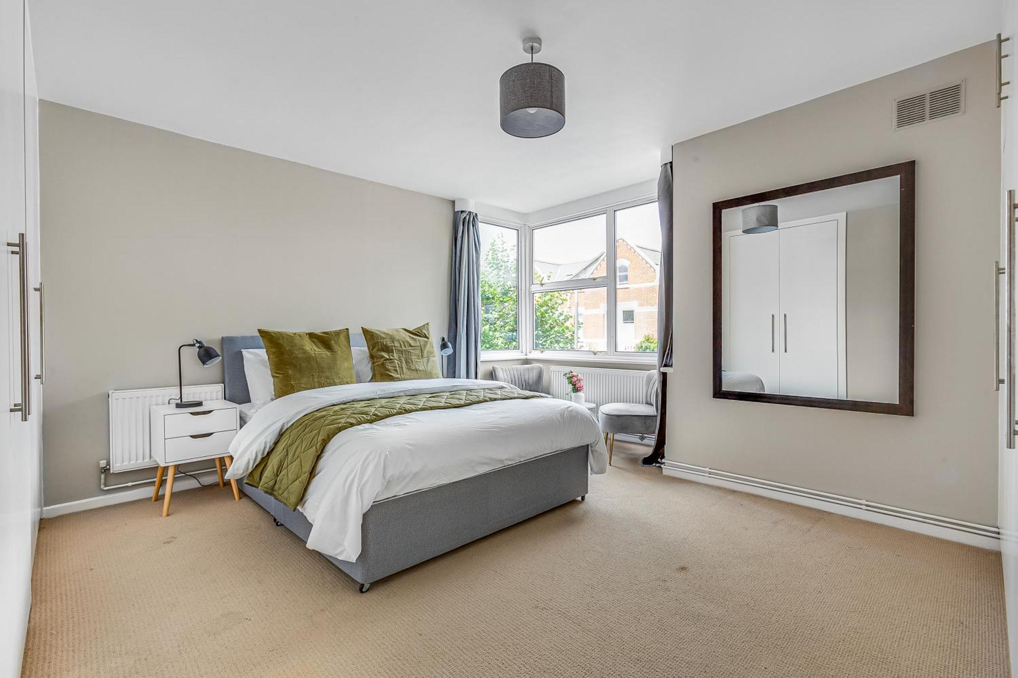 Putney Bridge Hideaway Apartment London