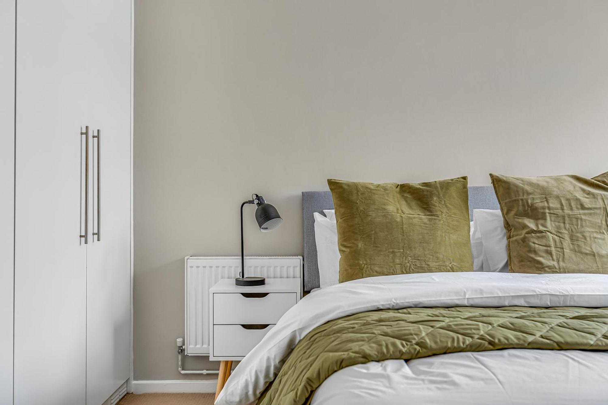 Putney Bridge Hideaway