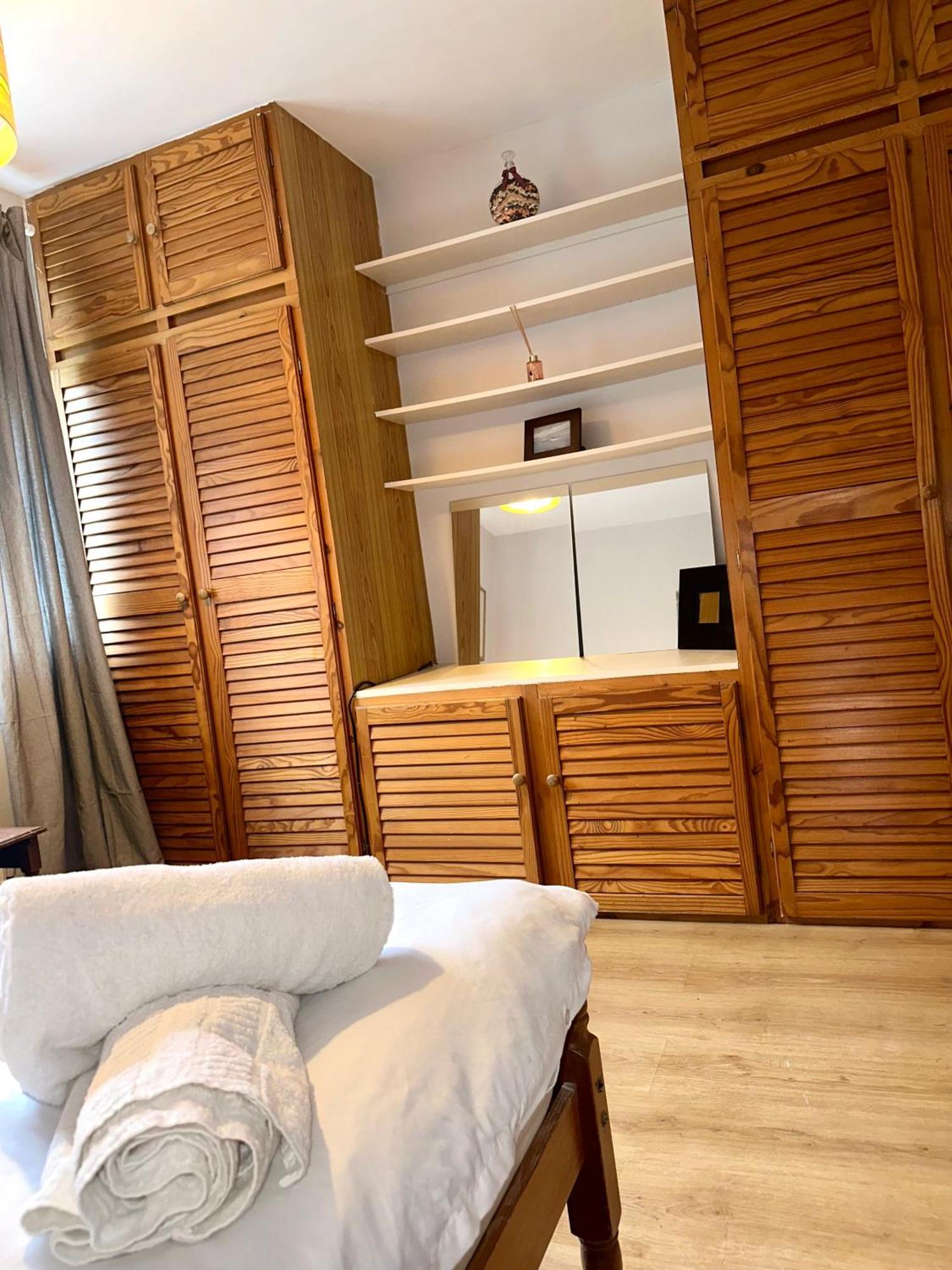 City Short Battersea Homestay *