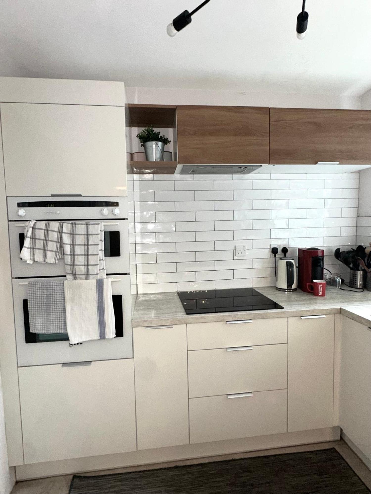 City Short Battersea Homestay