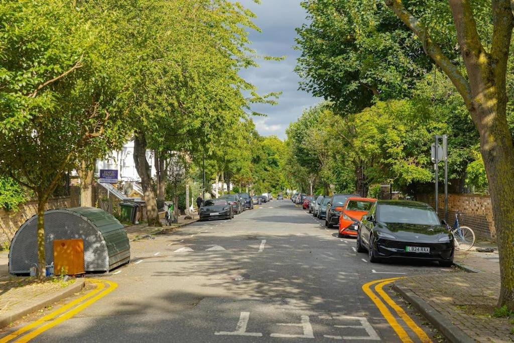 Newington Green, Beautiful 1 Bed London