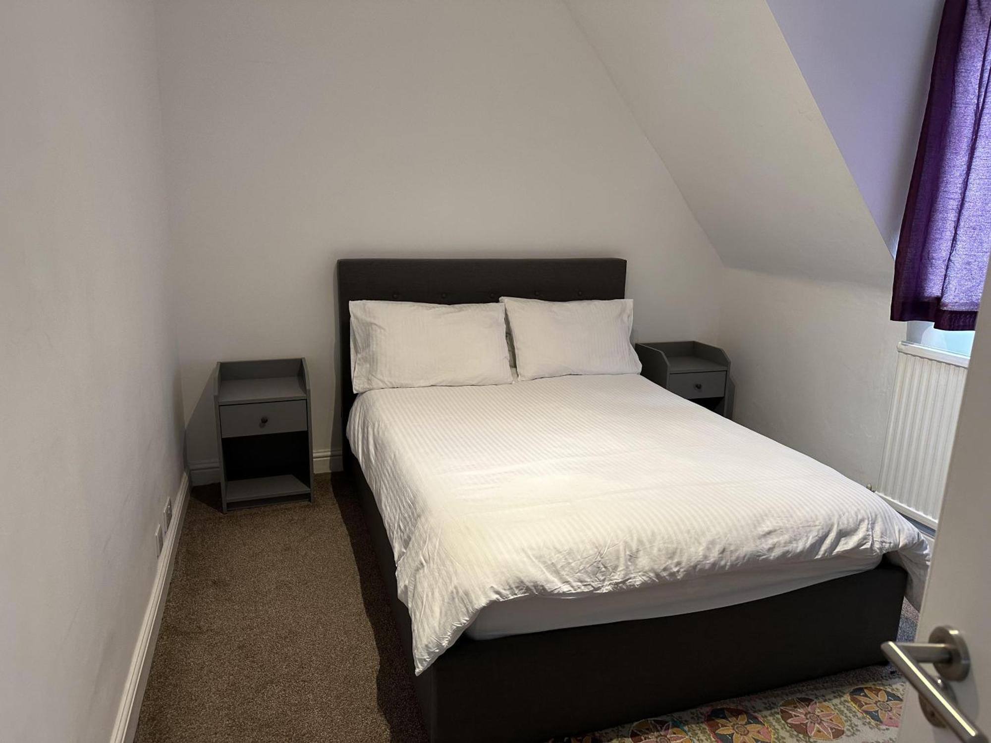 Luxury - Finchley Road Retreat Apartment London