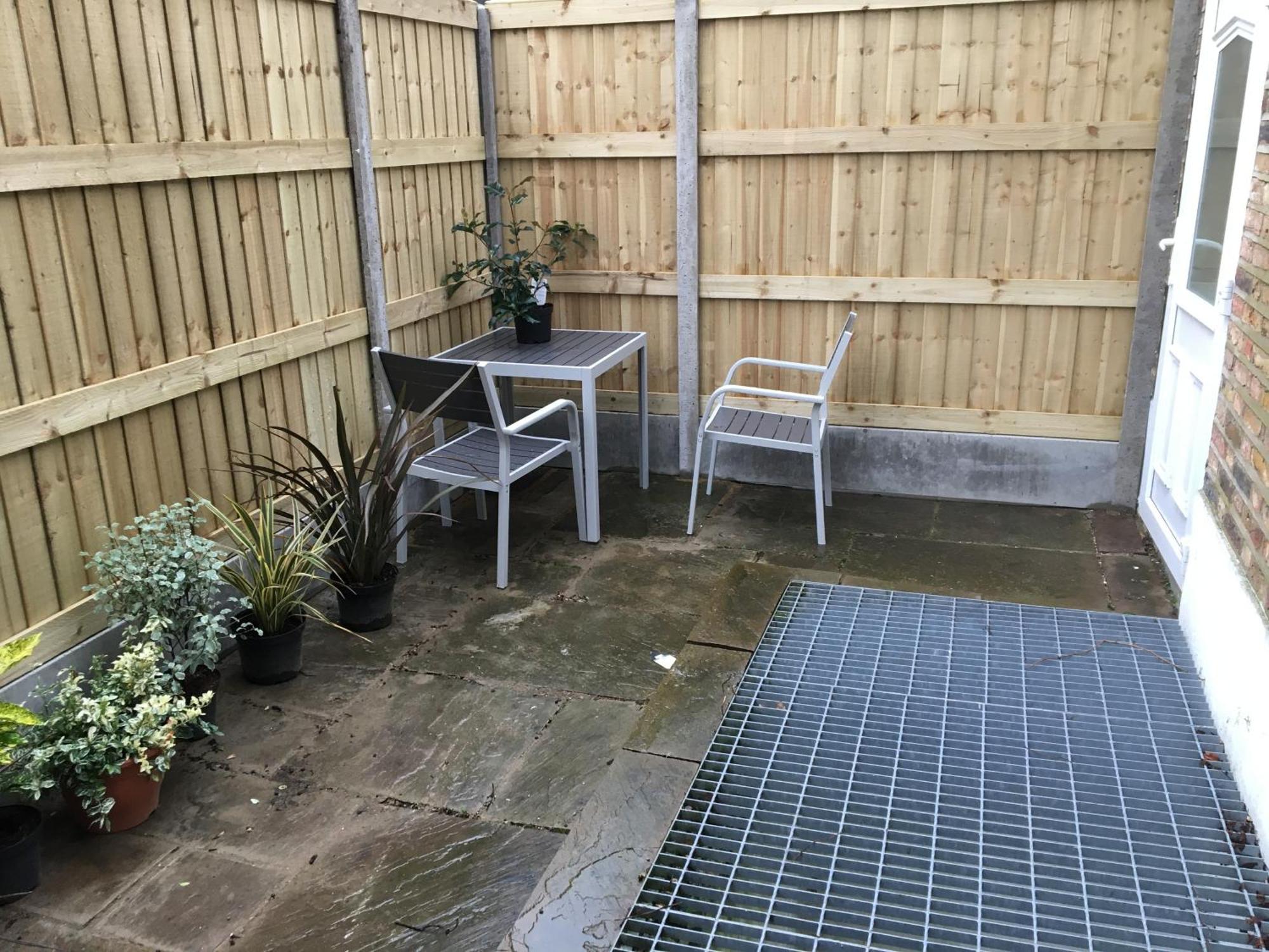 Spacious Duplex Flat Apartment London