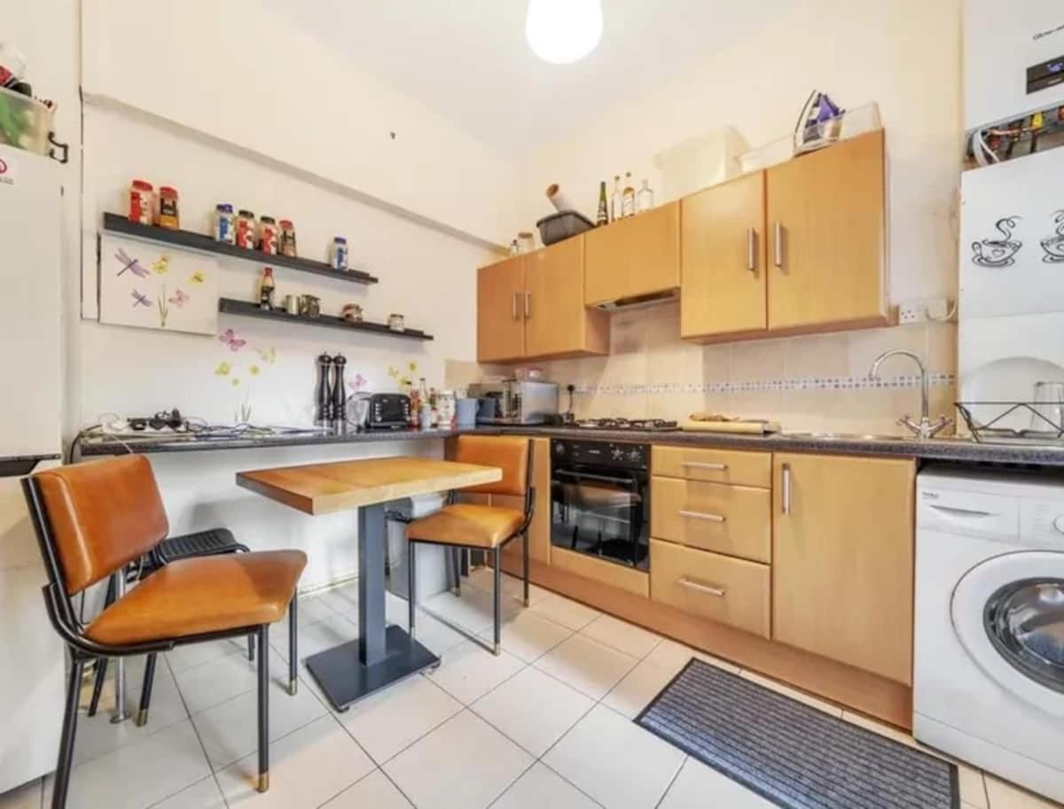 Charming 1-bedroom Southfields, Appartement