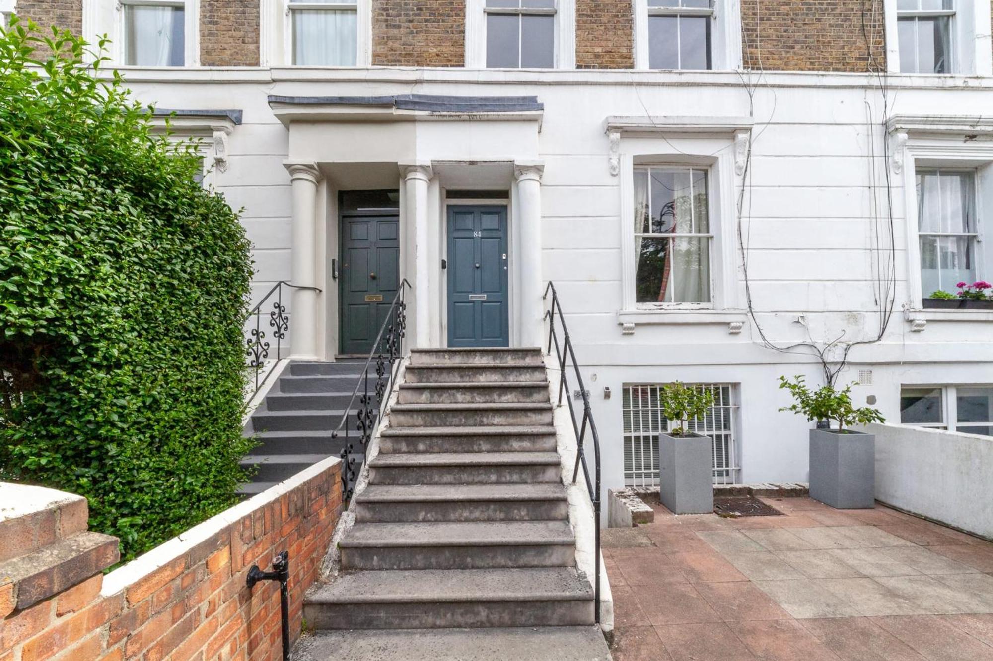 Charming In The Heart Of Kennington Appartement Londen