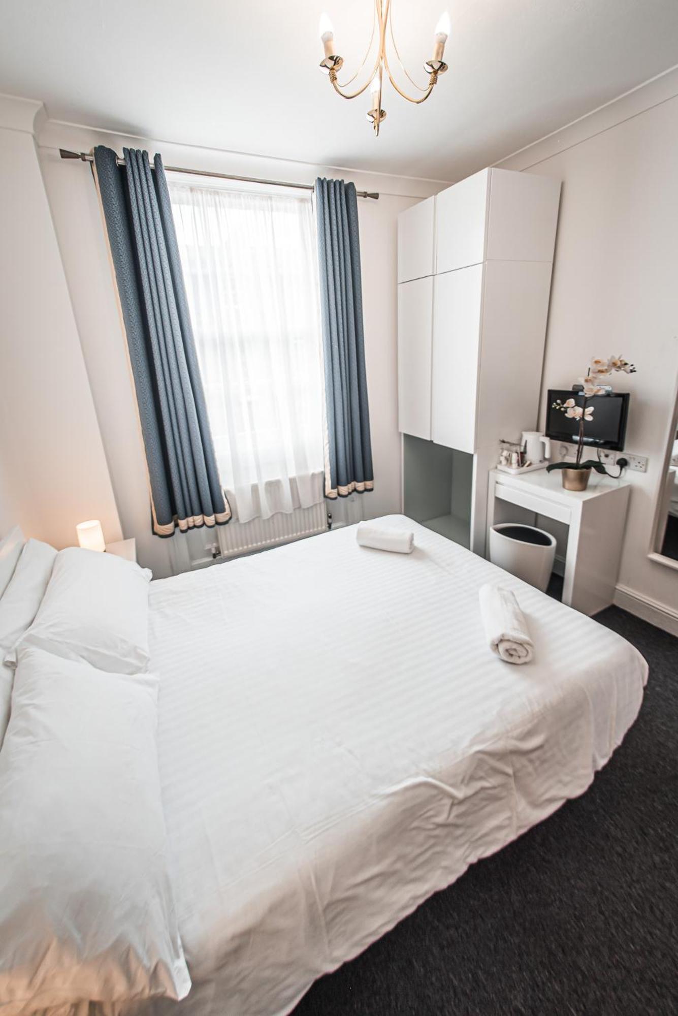 Meridiana Guest house London
