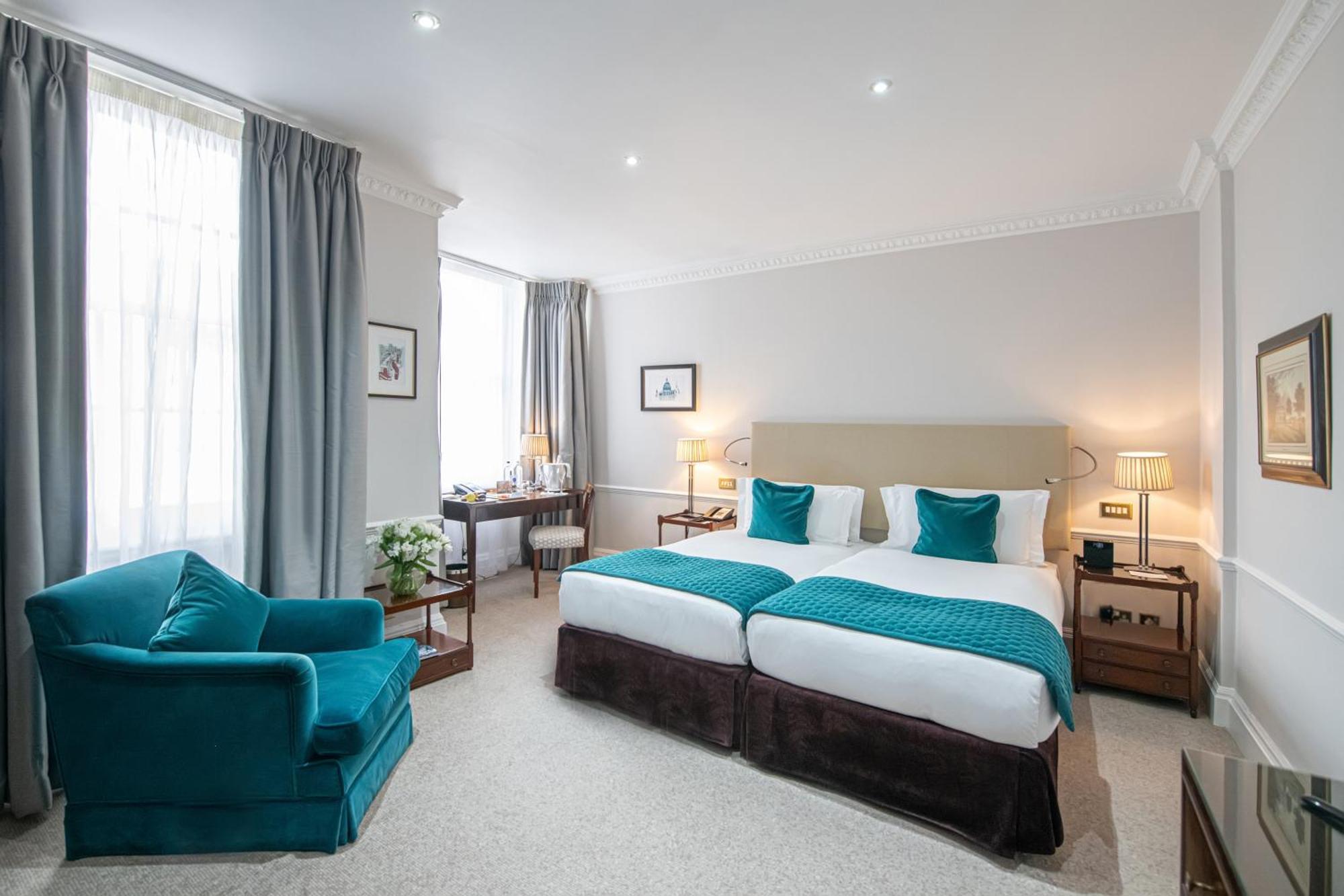 Hotel Dukes