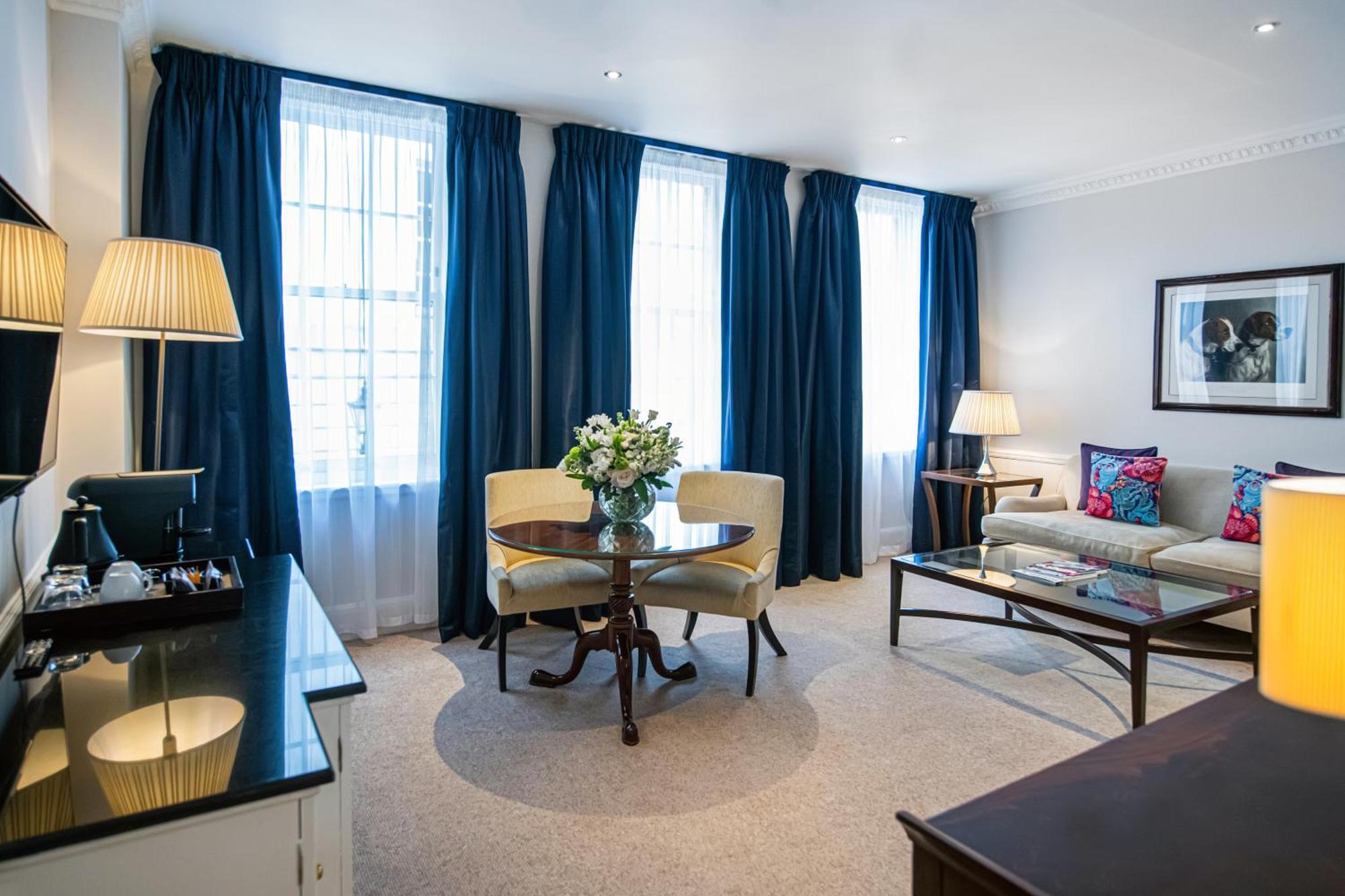 Dukes Hotell