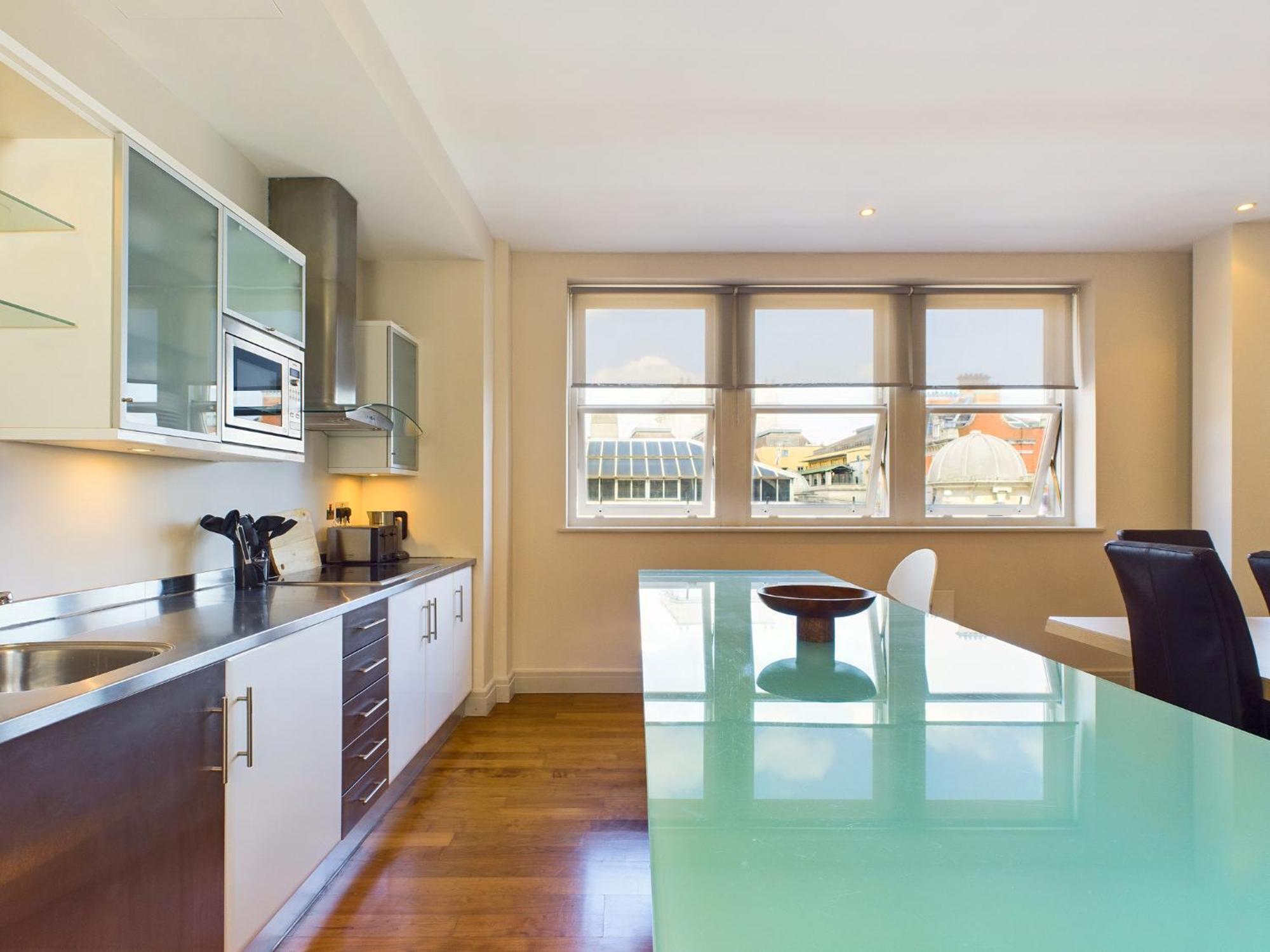 Be:covent Garden Apartment London