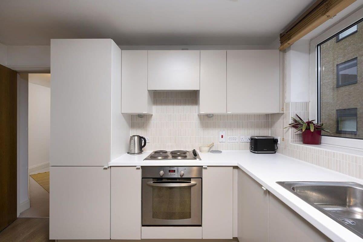 Lovely One Bedroom In Elephant Castle Apartamento Londres